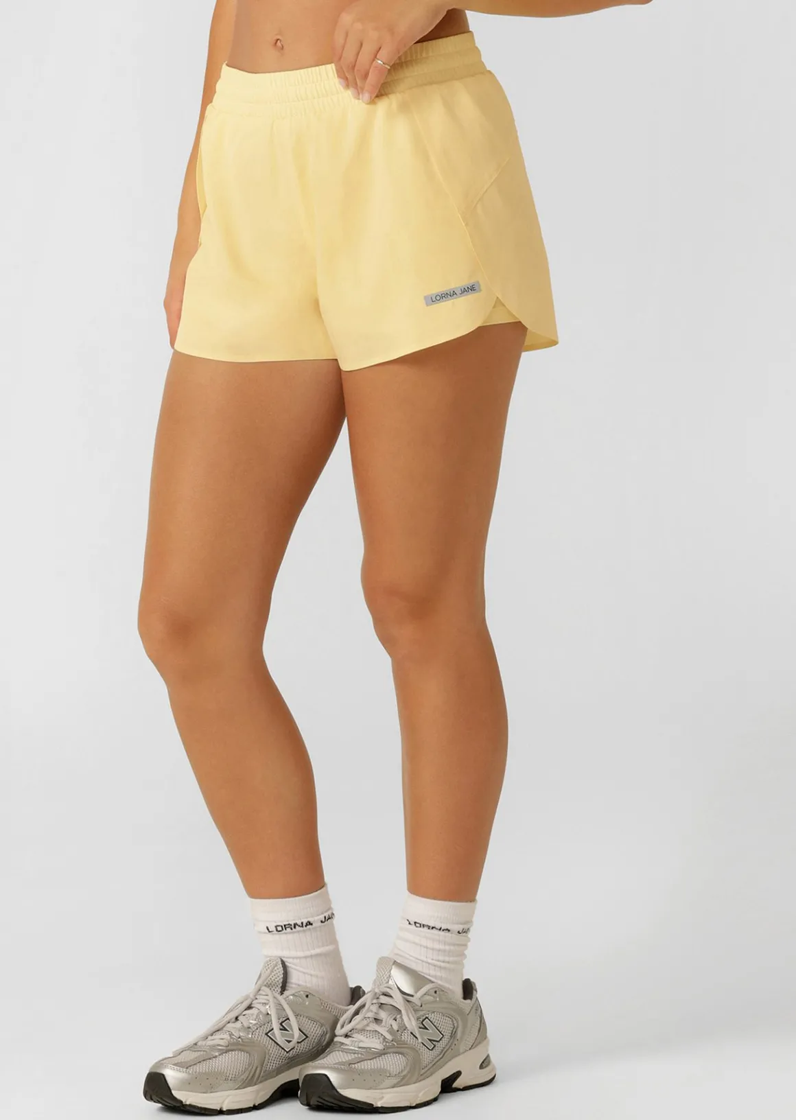 Lorna Jane Lightspeed Phone Pocket Run Short LemonCream Best