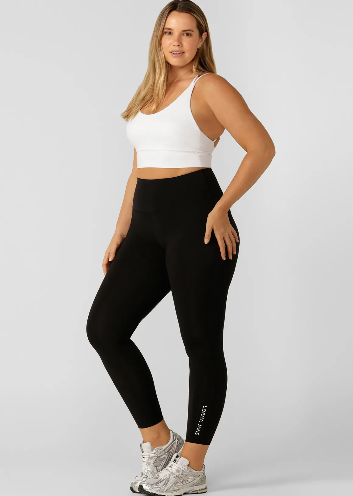 Lorna Jane Lotus Longline Sports Bra White Hot