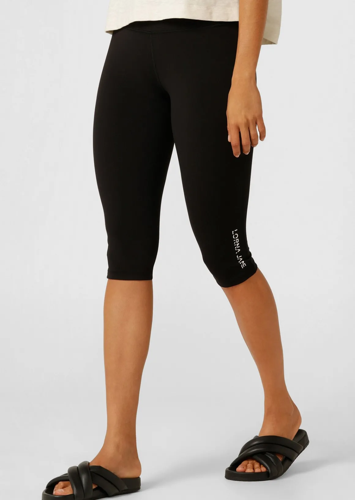 Lorna Jane Lotus No Chafe Phone Pocket 3/4 Leggings RecycledBlack Hot