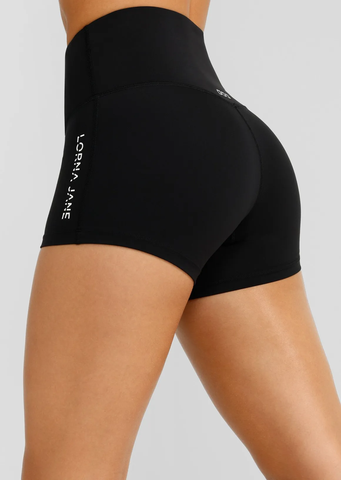 Lorna Jane Lotus No Chafe 3.5″ Bike Short Black Best